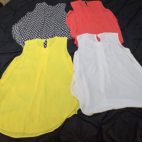 Vince Camuto Women's Blouses LOT - White, Yellow, Red, Black Polka Dot - Picture 2 of 2